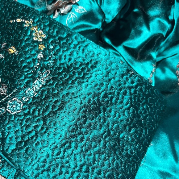 Vintage authentic 1970s silk kimono - Picture 4 of 5